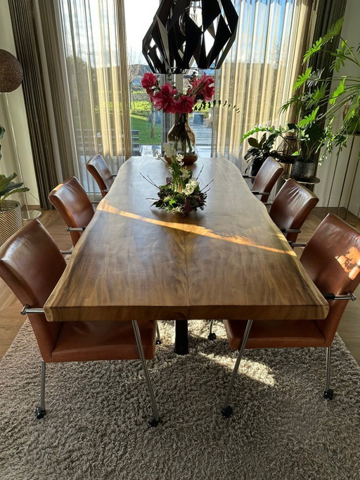 6 chaises vintage en cuir