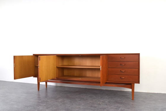 Image 1 of Mid-Century teakhouten dressoir van Heinrich Althoff, jaren 60.