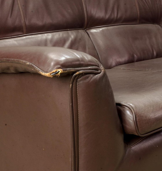 Canapé deux places en cuir marron chocolat, modèle Lauriana, créé par Afra et Tobia Scarpa pour B&B Italia. (photo 21 of 23)