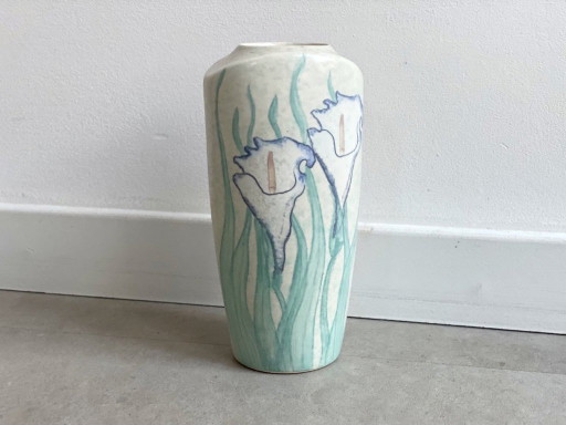 1x Vanessa Tuck Keramikvase im Jugendstil mit Blumen – vazen, Ceramic