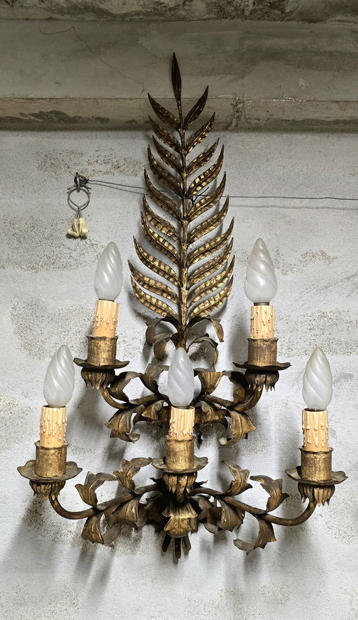 Paire de grandes appliques dorées 1950