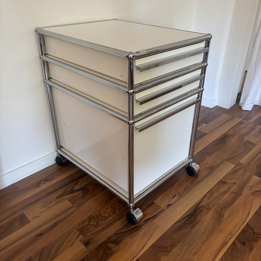 USM Haller mobile pedestal white