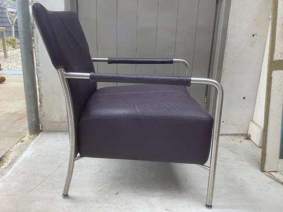 Image 1 of  Aubergine kleurige fauteuil van Bert Plantagie