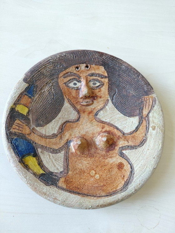 Image 1 of Letrero mural Dolores Porras sirena