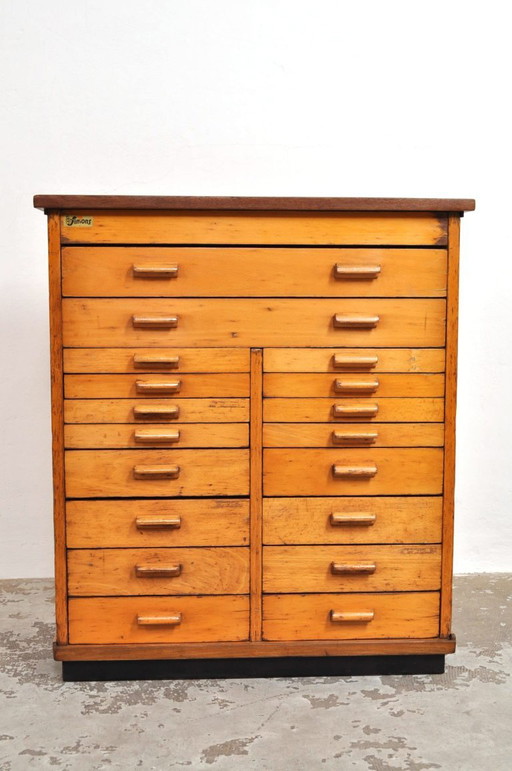 Vintage Buchenholz Schulschrank / Kommode 1950er