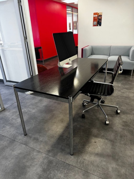 Image 1 of Tavolo da ufficio USM HALLER 175 cm T69 con piano nero