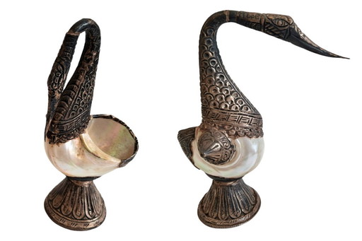 Exclusiva pareja de cisnes angloindios de concha y plata – 1950