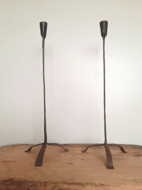 Image 1 of Set di 2 sottili candelabri moderni del Medioevo