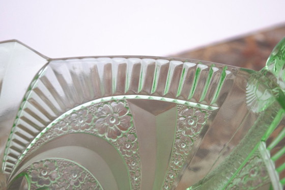 Image 1 of Plato Art Déco verde de Hortensja, número de catálogo 527.