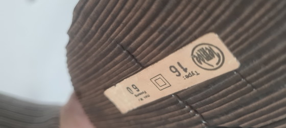 Image 1 of Lámpara de pared domesticada