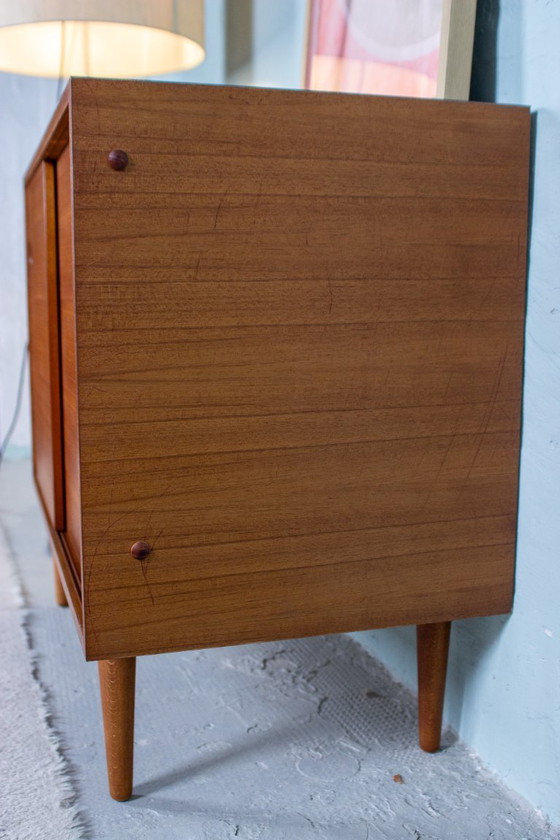 Image 1 of Vintage teakhouten ladekast/dressoir, Deens, midden 20e eeuw