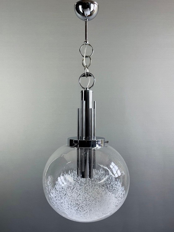 Image 1 of Space Age hanglamp uit 1970 van Murano glas en chroom, toegeschreven aan Carlo Nason voor Mazzega.