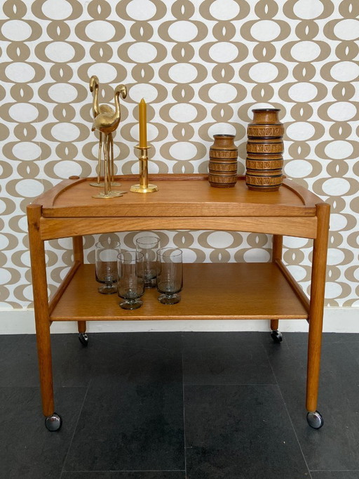 Carrito vintage con bandeja extraíble de Poul Hundevad