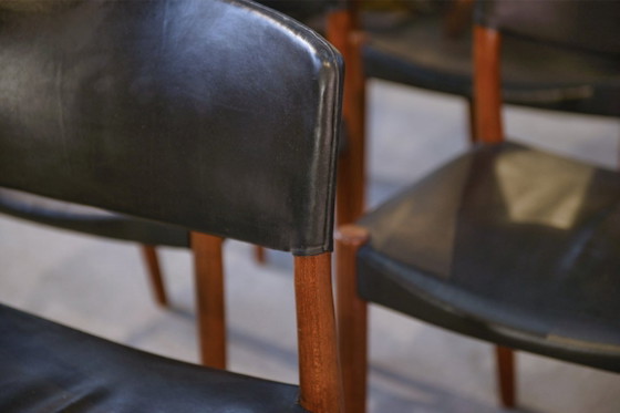Image 1 of Ensemble de 6 chaises Ejner Larsen et A. Bender Madsen pour Willy Beck design scandinave en cuir et palissandre 1960's