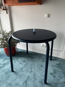 Tavolo Fatboy Toni Bistreau in blu scuro
