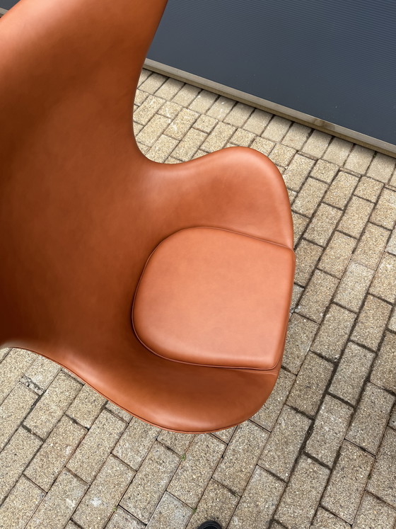 Image 1 of 2x Vintage Fritz Hansen Egg Chair Cognac uit de 1960’s leder NIEUWstaat!