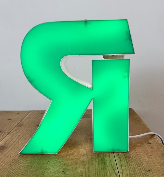 Lettre R lumineuse verte vintage, années 1970 – Objets déco, Plastic (photo 15 of 16)