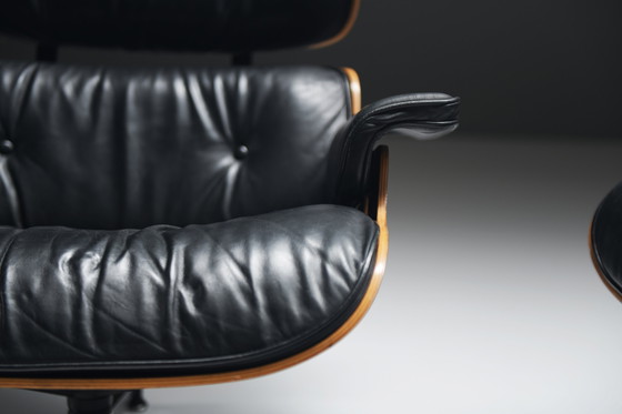 Image 1 of Vintage Eames Lounge Chairs & Ottoman 1971 - Ray & Charles Eames - Herman Miller