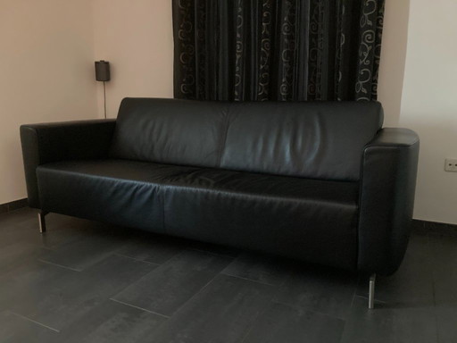 Black leather sofa from the Topform brand