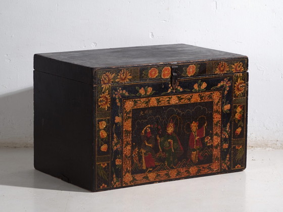 Baule antico dipinto in legno di pino – Cina, circa 1900 – Oggetti decorativi, Iron (photo 8 of 40)