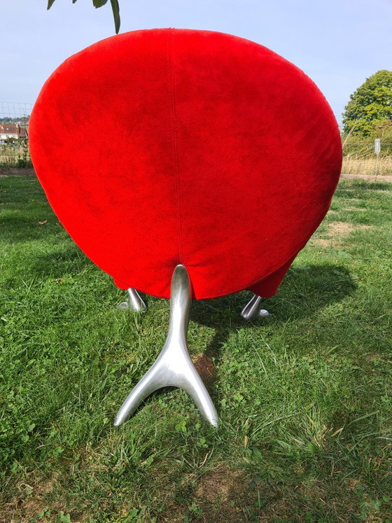 Restored Leolux "Pallone" Armchair. Unique piece by artisan upholsterer – Aluminium (photo 2 of 5)