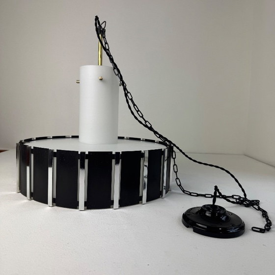 Image 1 of Vintage Space Age opaline hanglamp "Wila"
