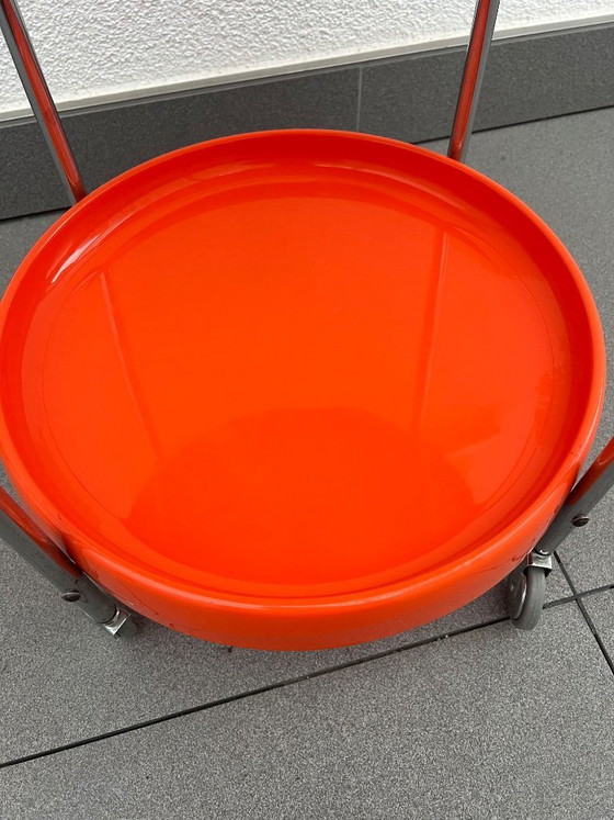 Image 1 of Rond, verchroomd plastic en metalen frame in spacestyle-stijl uit de jaren 80.