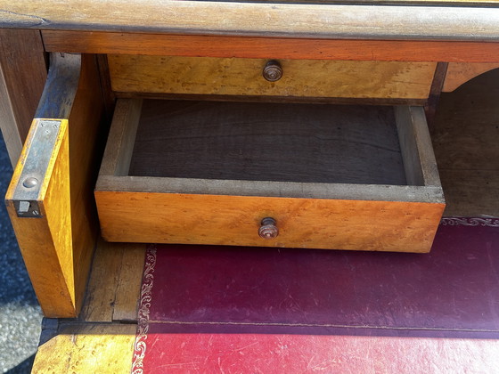 Image 1 of Antieke secretaire met klapdeur van notenhout - periode Lodewijk Philippe