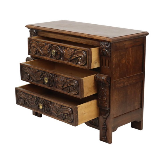 Vintage Oak Sculpted Chest of drawers Mythical Figures – Wood (photo 16 of 25)