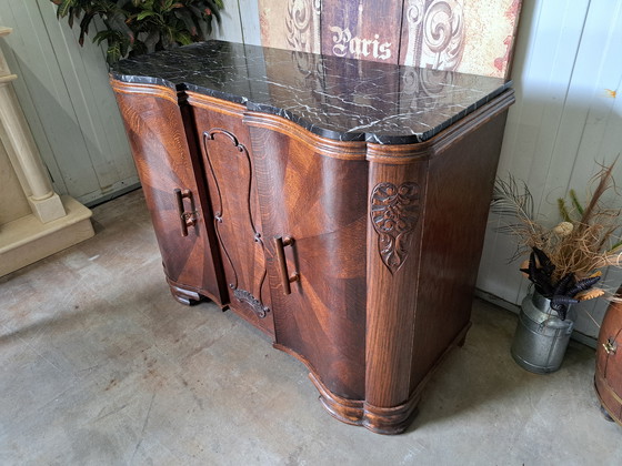 Image 1 of Buffet ancien, console murale, commode avec dessus en marbre 130x55cm et 100cm de haut.