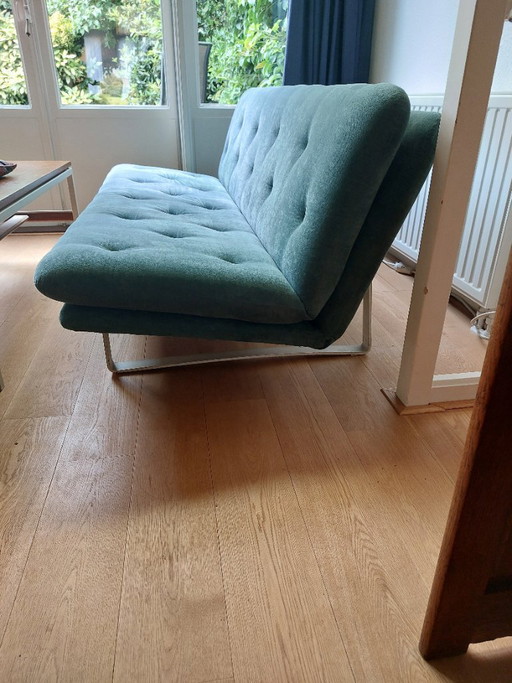 Artifirt C384 Dreisitzer, neu bezogen