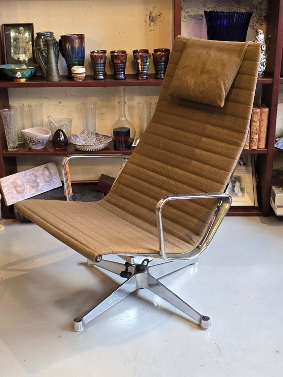 Charles & Ray Eames - Poltrona EA 124 - Aluminum Group, Herman Miller circa 1960/70 – Poltrone, Alluminio (photo 4 of 9)