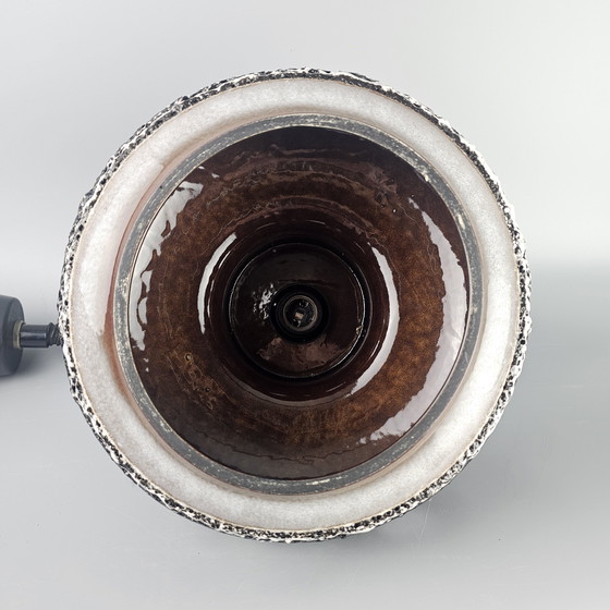 Image 1 of Lampada a sospensione vintage XL in ceramica marrone/bianca di Herda. Lampada a sospensione UFO degli anni '70. Lampada Fat 