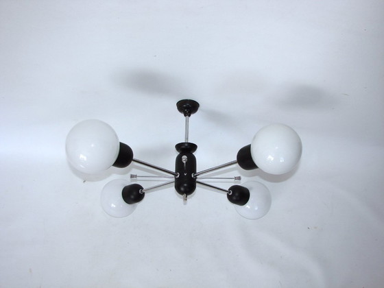 Image 1 of Una elegante lámpara de los años setenta,