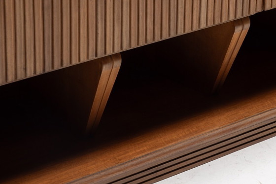 Image 1 of Credenza a doghe modernista, Italia, anni '60