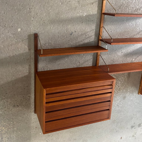 Poul Cadovius Royal System Wall Unit / Modular System – Shelving unit, Wood (photo 4 of 7)
