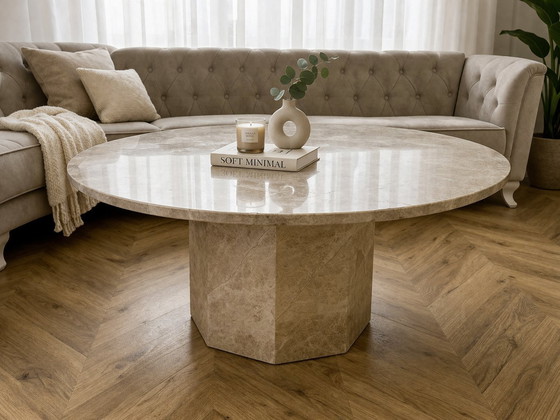 Image 1 of Custom-made genuine beige marble table – 100 kg