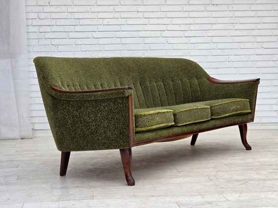 Image 1 of Divano vintage norvegese a 3 posti, anni '70, in legno di teak.