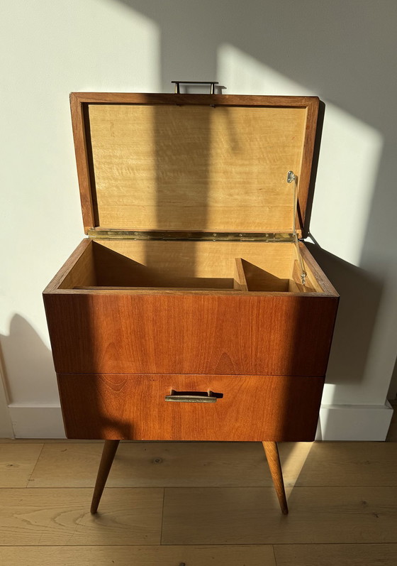 Image 1 of Cabinet Mid Century danois