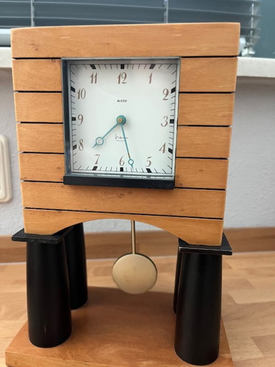 Image 1 of Péndulo Michael Graves