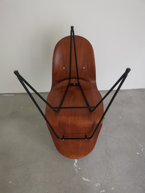 Paires de chaises tripodes par Enzo Strada pour Mobili Barovero – Mobili Barrovero (photo 11 of 12)