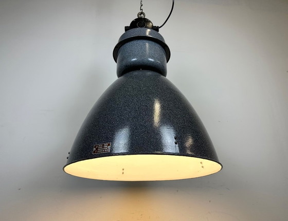 Image 1 of Grande lampada industriale in smalto grigio di Elektrosvit, anni '60