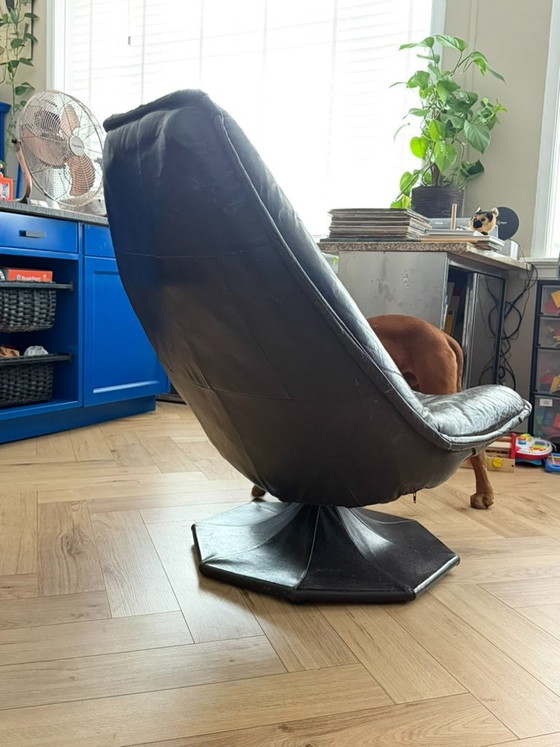 Poltrona girevole in pelle nera, stile Artifort – Sedie girevoli, Leather (photo 13 of 17)