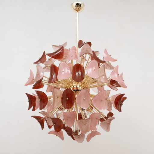 Italiaanse Sputnik-kroonluchter in roze en robijnrood Murano-glas en messing