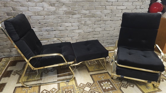 Image 1 of Paire de fauteuils noir système "Morris "1970