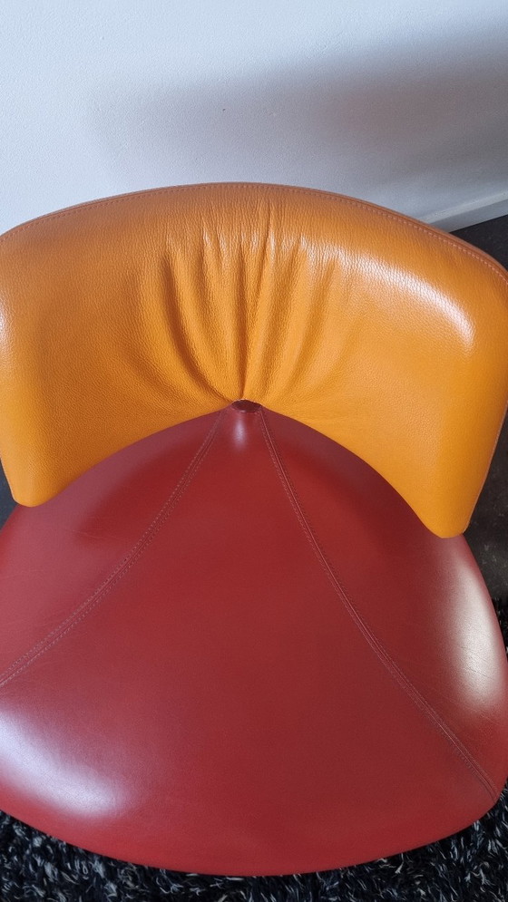 Image 1 of Leolux Palone en cuir rouge et orange doux