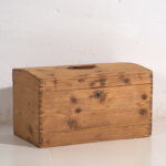 Pequeño baúl antiguo (c.1920) #8 – Cómodas, Rustic (photo 6 of 40)