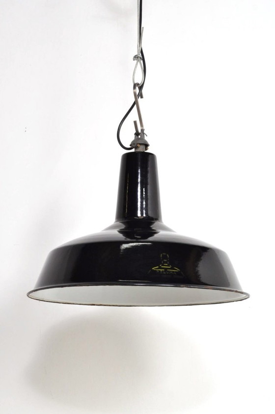 Ensemble de Lampes Industrielles Reluma, années 1940 – Suspensions, Metal (photo 2 of 10)