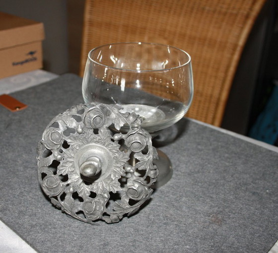 Image 1 of Bonbonnière antique design français - étain & verre