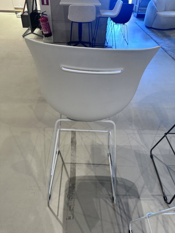 Image 1 of Sgabello da bar originale bianco